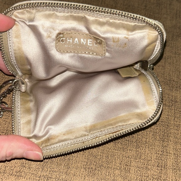 Chanel Interlocking CC Logo Wallet-Keychain - Picture 2 of 8